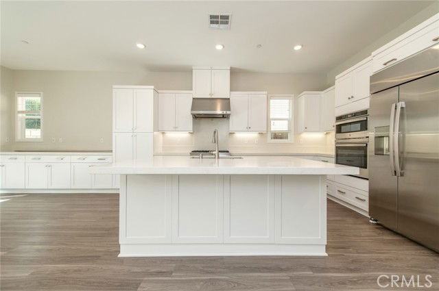 631 Cardona - Photo 6 of 8