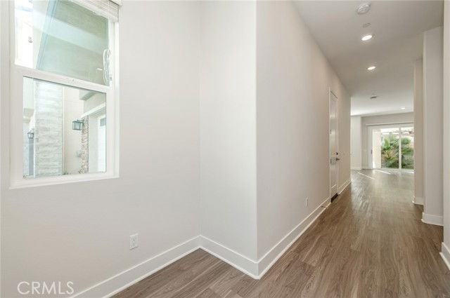 631 Cardona - Photo 7 of 8