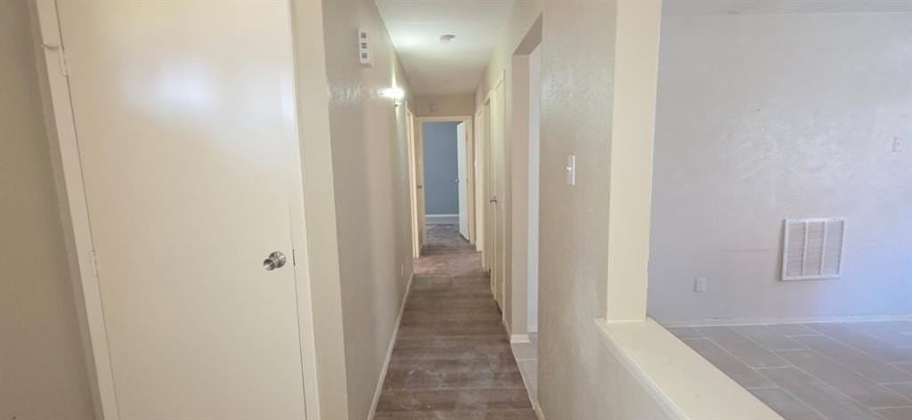 1756 Crystal Way - Photo 4 of 11