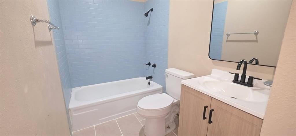 1756 Crystal Way - Photo 5 of 11