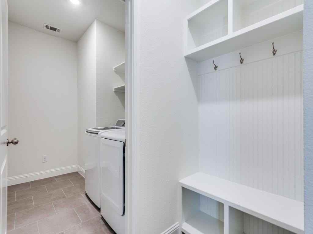 9816 Chaparral Pass - Photo 6 of 12