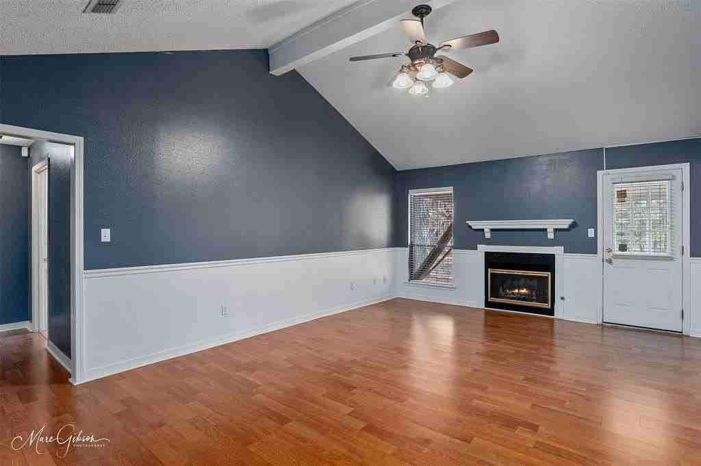 3410 Woodvine Cir - Photo 4 of 22