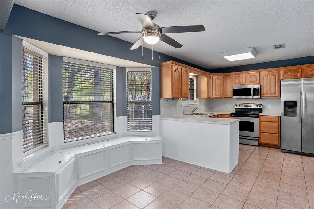 3410 Woodvine Cir - Photo 7 of 22