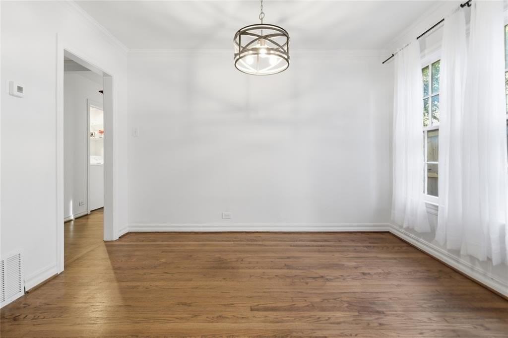 4421 Hyer St - Photo 4 of 15