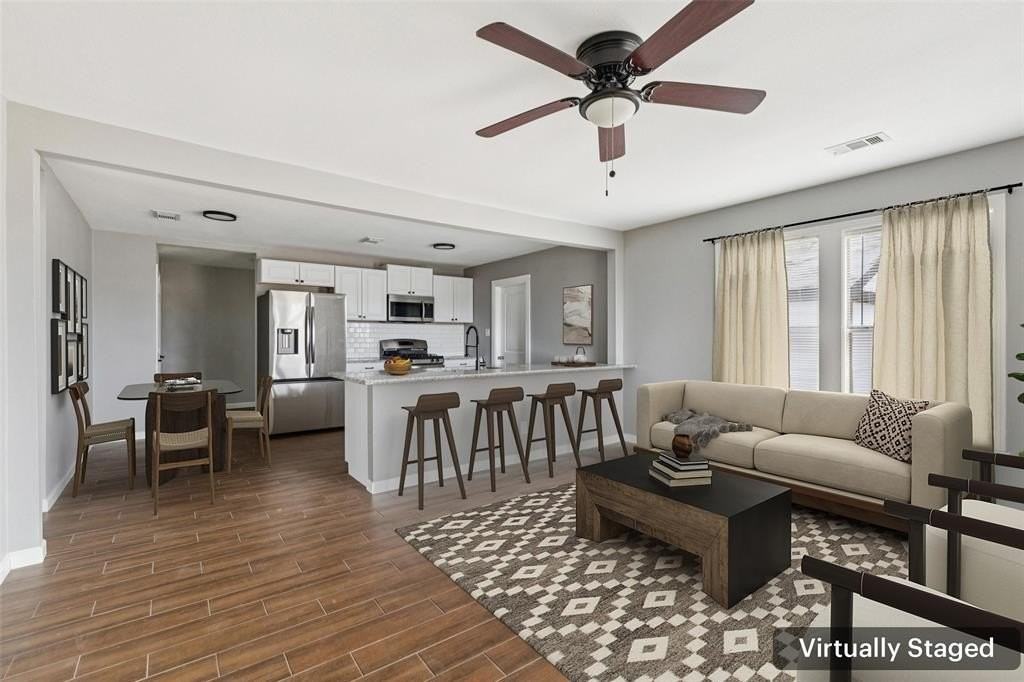 410 Ayres St - Photo 4 of 29