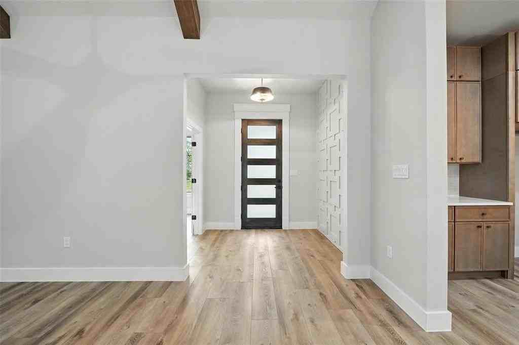 117 Goldfinch Ln - Photo 4 of 38