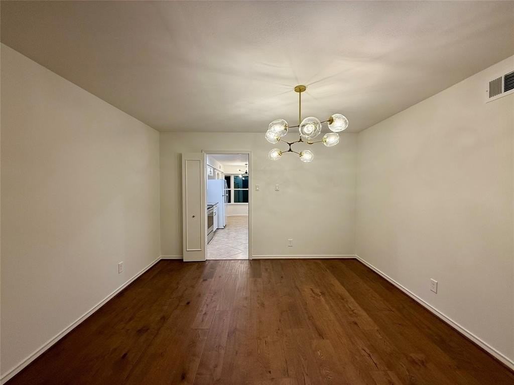 7351 Wellcrest Dr - Photo 4 of 19