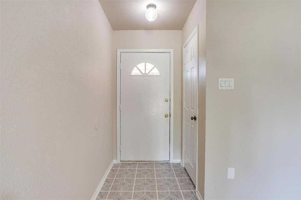 2295 E Renfro St - Photo 7 of 40