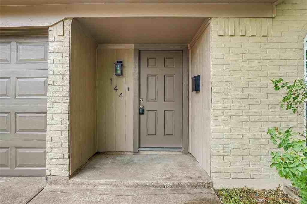 144 Nw Suzanne Ter - Photo 4 of 40