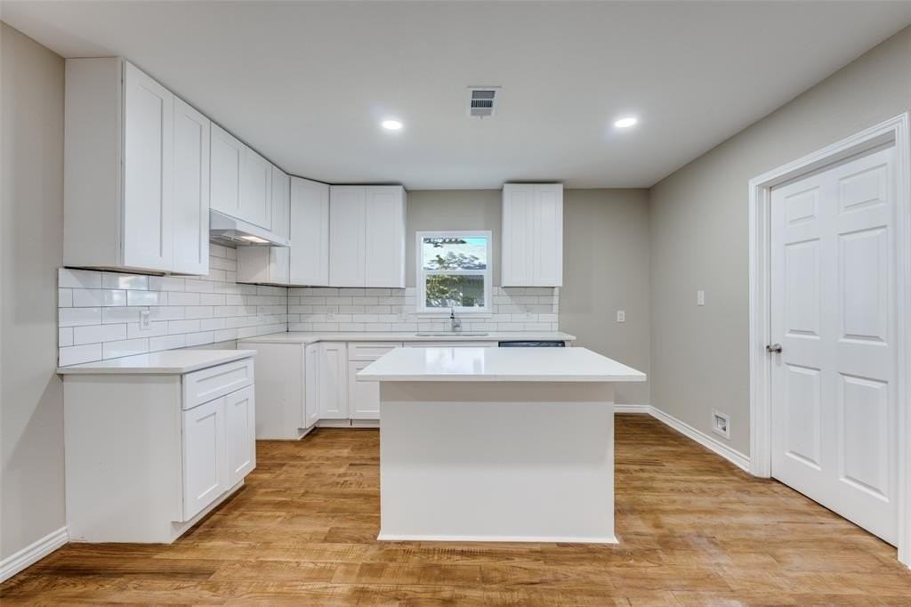 609 W Owing St - Photo 7 of 24