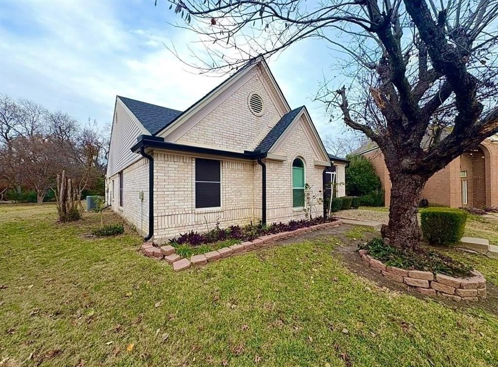 866 Sonora Ln - Photo 2 of 15