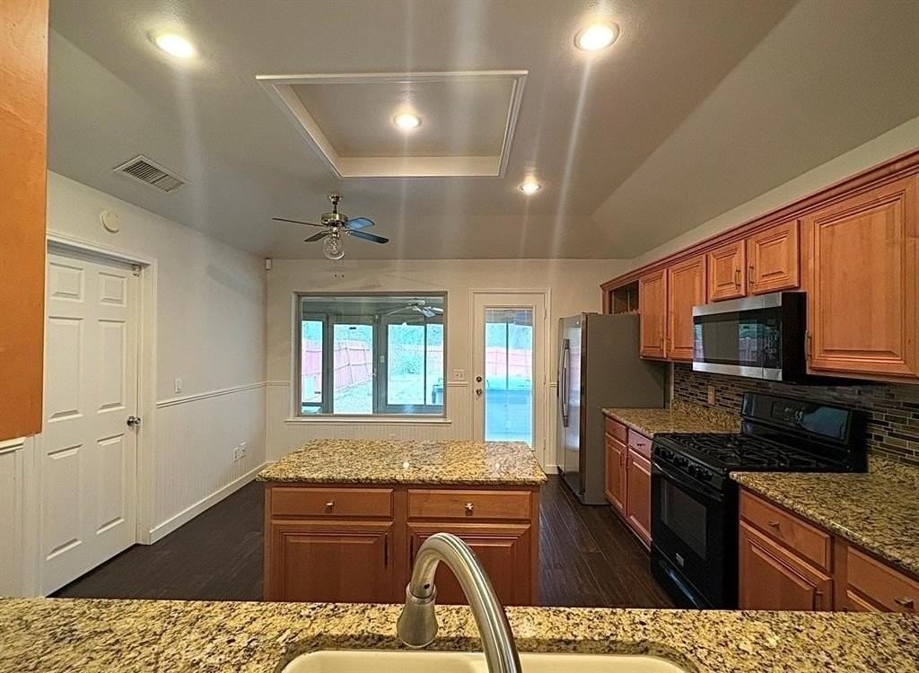 866 Sonora Ln - Photo 5 of 15