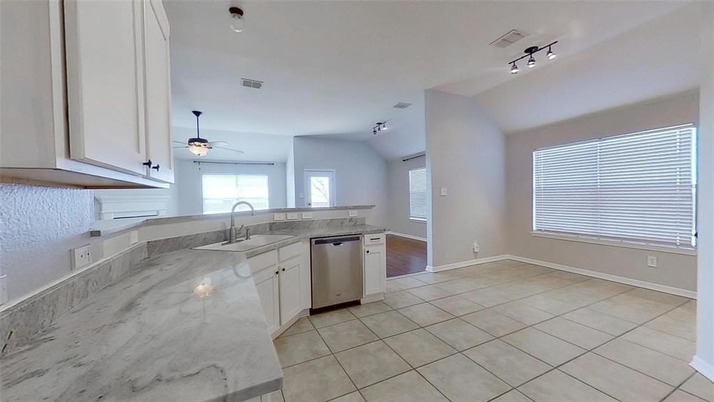 2803 Saddlebred Trl - Photo 5 of 26