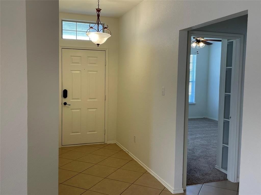 4432 Park Creek Ct - Photo 3 of 25