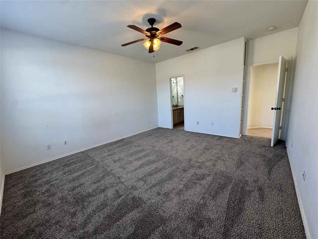 4432 Park Creek Ct - Photo 5 of 25