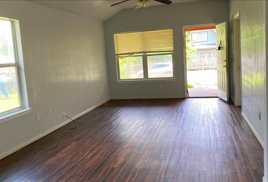 3517 Mcdougal St - Photo 4 of 7