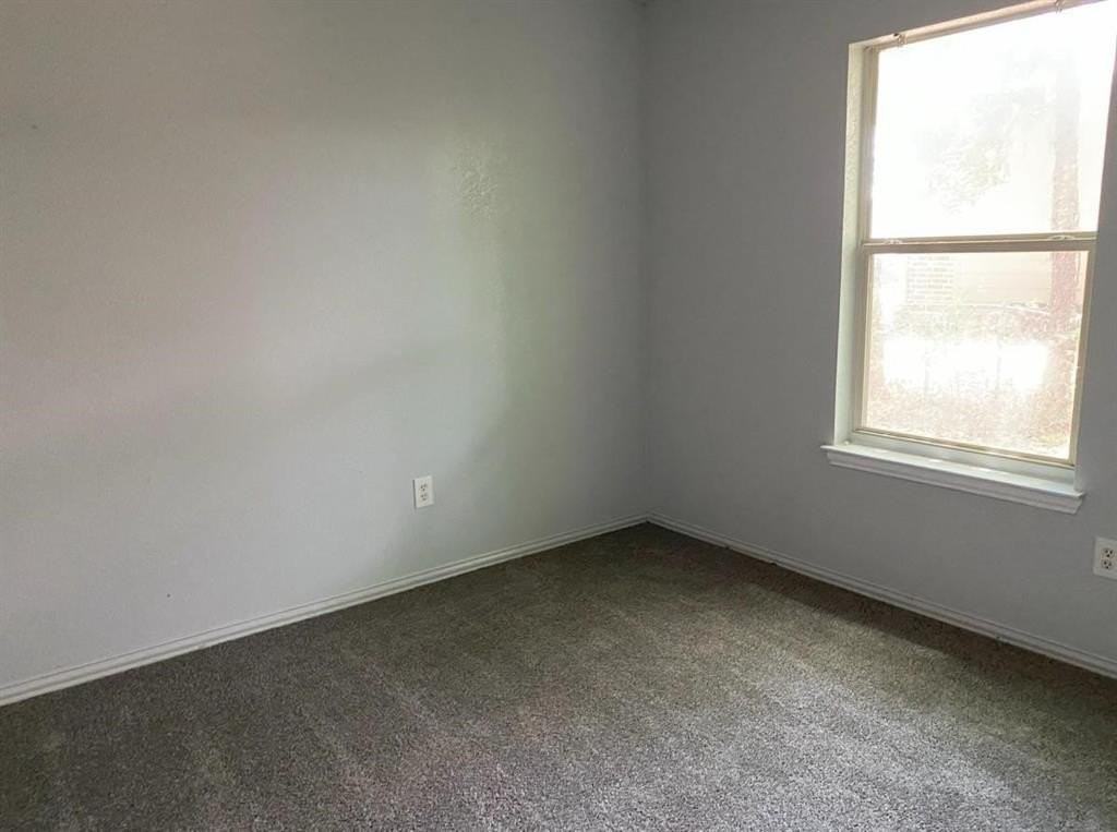 3517 Mcdougal St - Photo 6 of 7