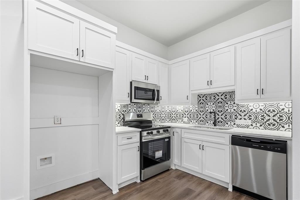 1311 Oneal St #B - Photo 3 of 17