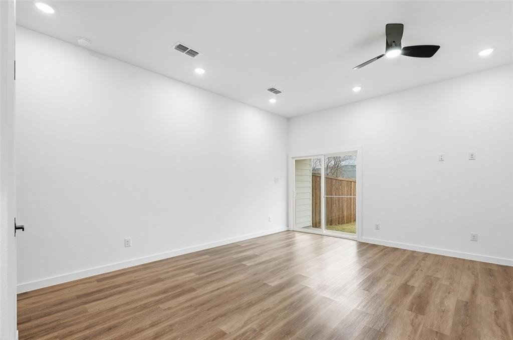 1311 Oneal St #B - Photo 5 of 17