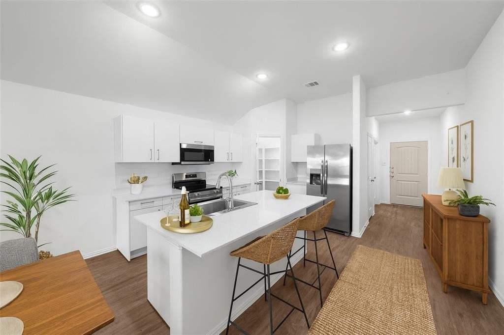 232 Woodlands Blvd - Photo 5 of 39