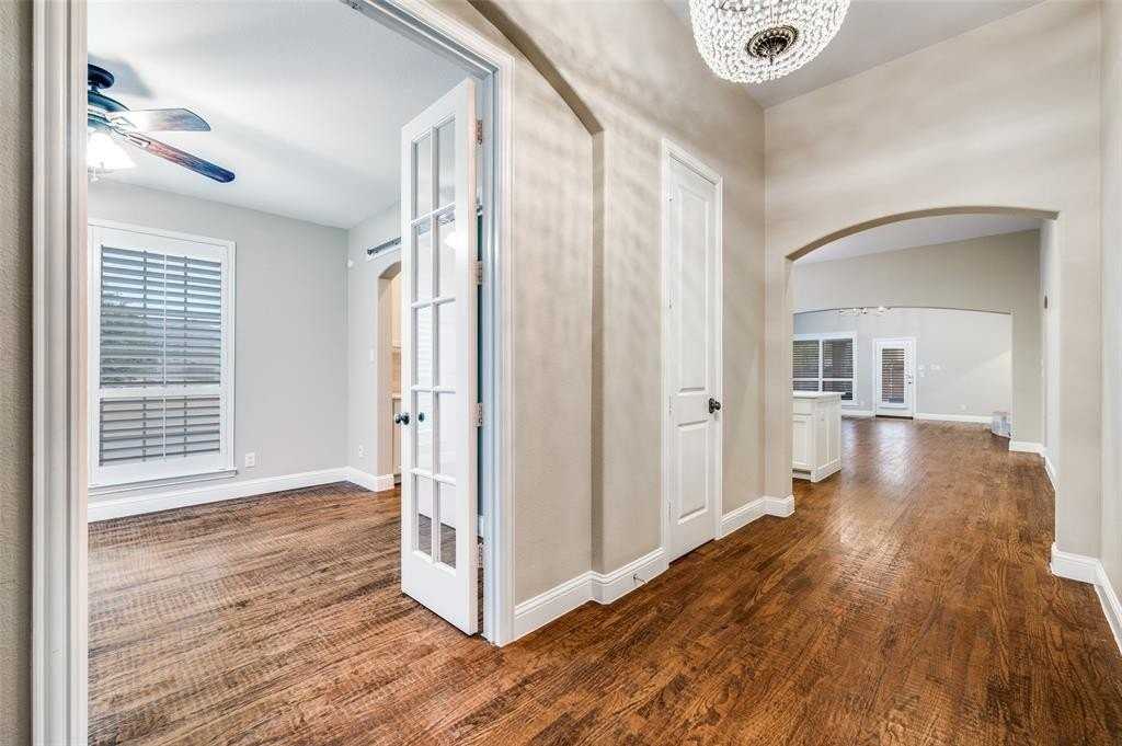 1200 Skyflower Ln - Photo 2 of 13