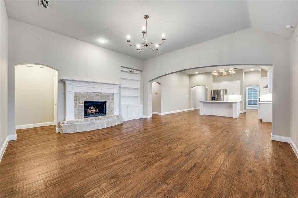 1200 Skyflower Ln - Photo 6 of 13