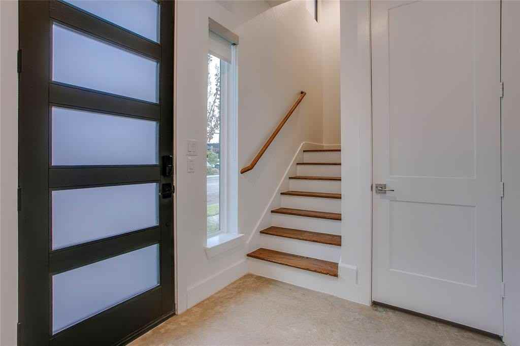 1804 Ripley St #101 - Photo 4 of 38