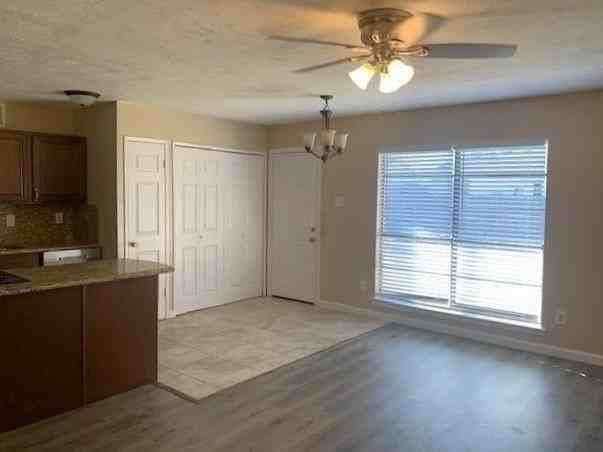 5236 Nash Dr - Photo 5 of 14