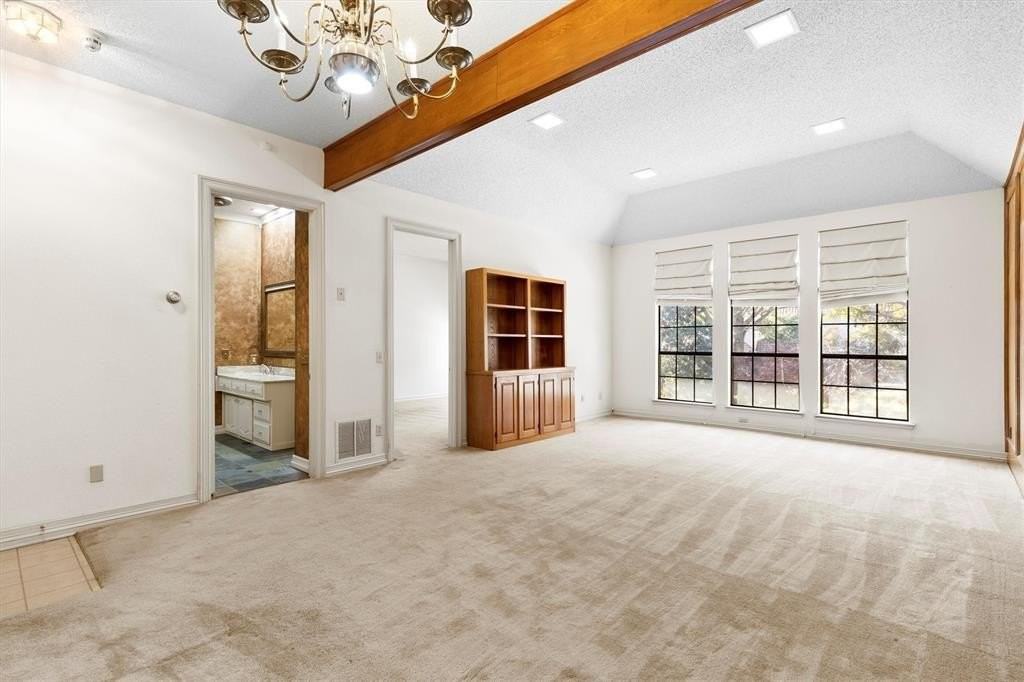 5600 Willow Bend Ct - Photo 2 of 13