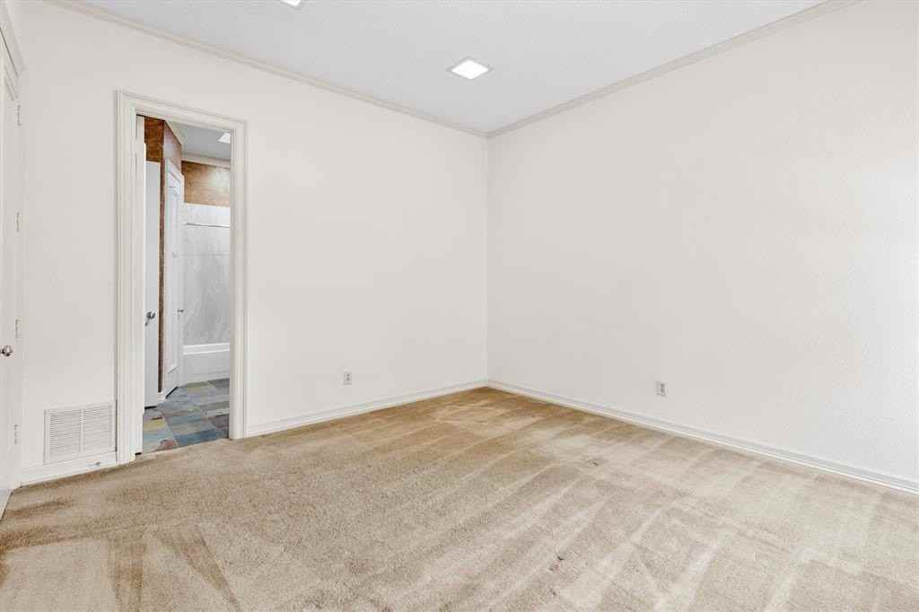 5600 Willow Bend Ct - Photo 5 of 13