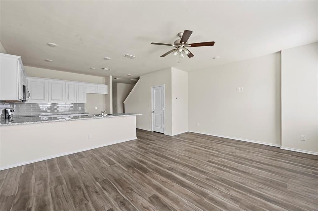 601 Thomas St #1 - Photo 2 of 23