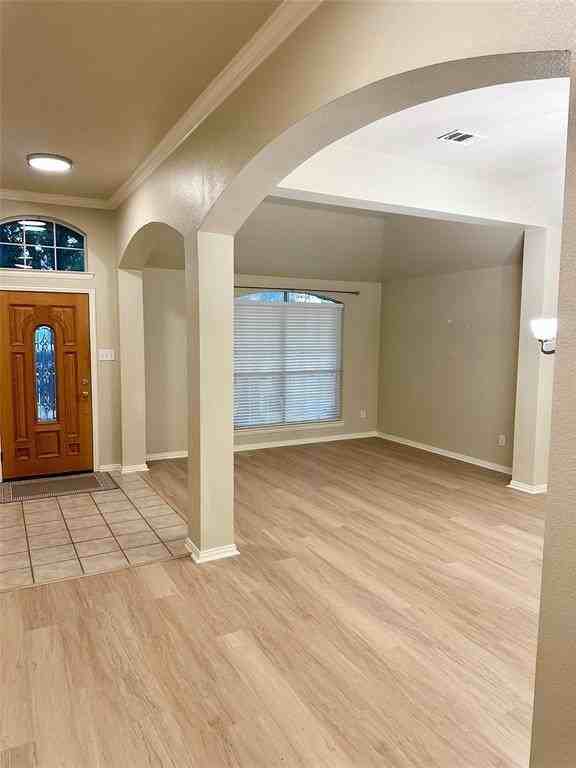 8308 Clear Bay - Photo 3 of 17