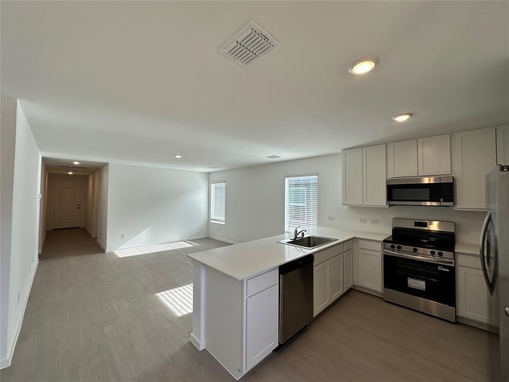 6804 Haines Dr - Photo 5 of 17