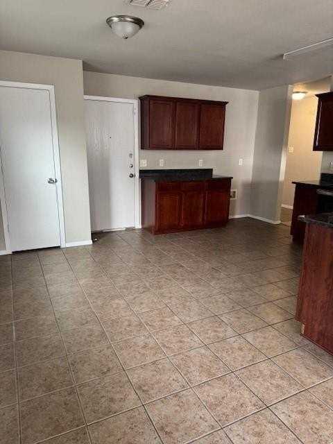 1620 Emma Dr - Photo 7 of 30