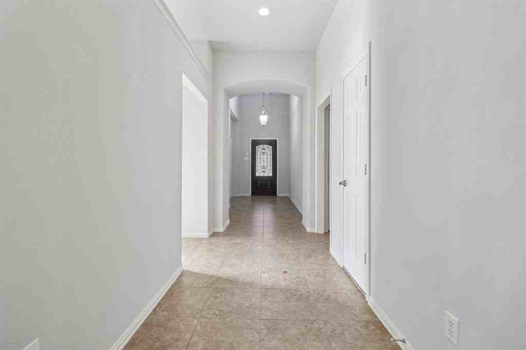 588 Louder Way - Photo 4 of 32