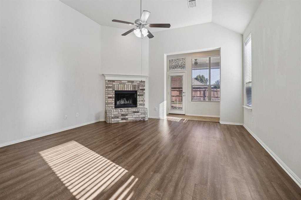 588 Louder Way - Photo 6 of 32