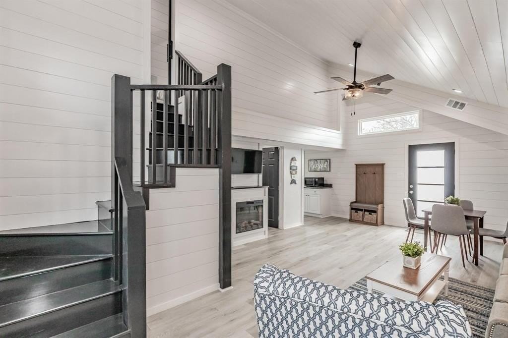 1509 Tawakoni Dr - Photo 7 of 14