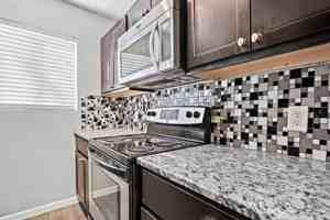 featured image of 5414 Reiger Ave #7