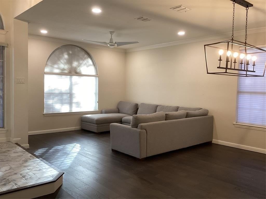 8113 Union Lake Dr - Photo 4 of 35