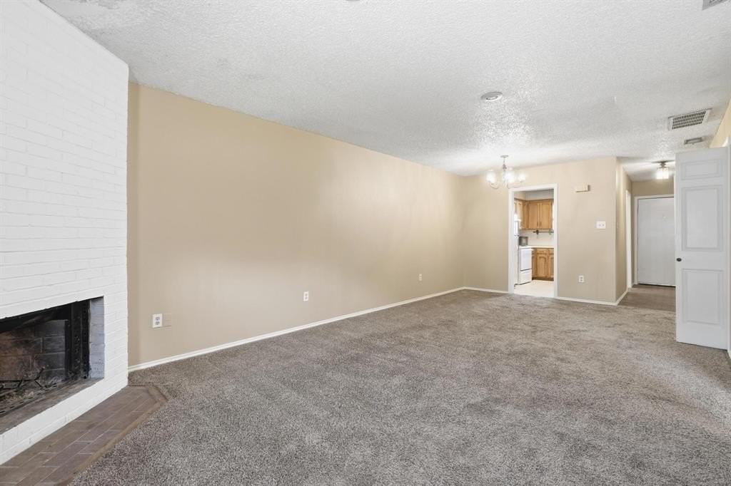 246 Washington Blvd - Photo 6 of 29