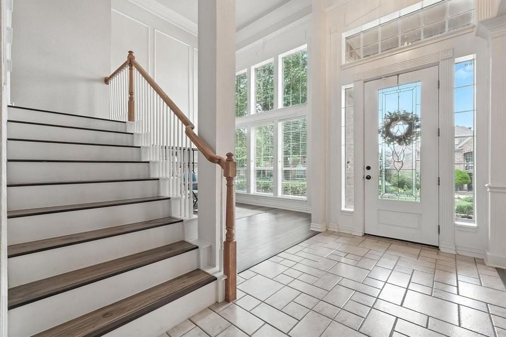 4608 Winter Park Dr - Photo 3 of 31