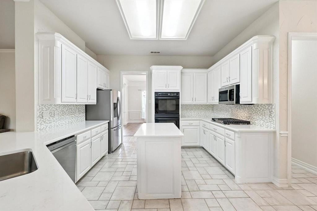 4608 Winter Park Dr - Photo 6 of 31