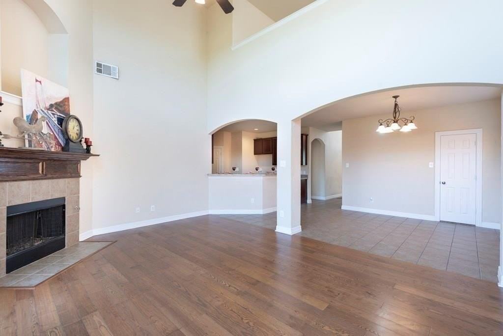 4700 Evanshire Way - Photo 3 of 24