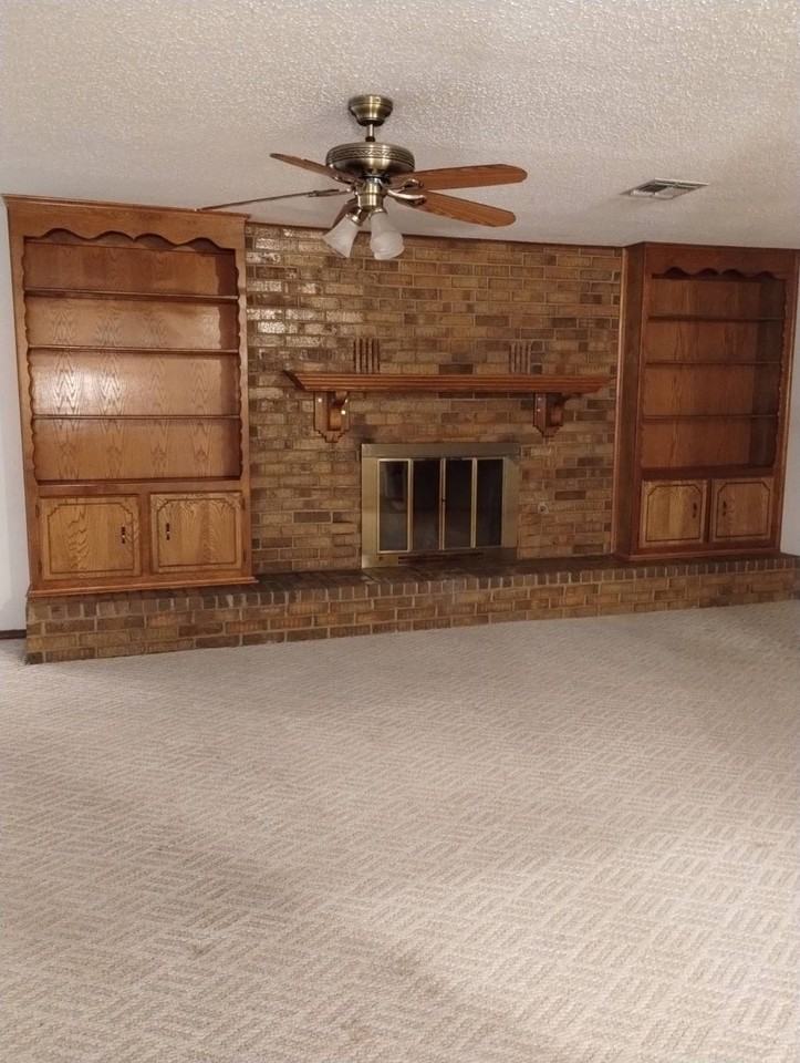 54 Sharon Rd - Photo 5 of 16