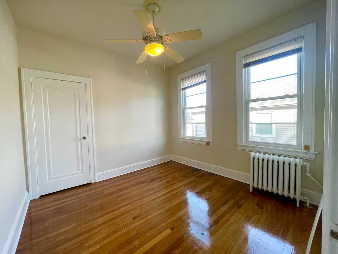 215th St - Photo 2 of 5