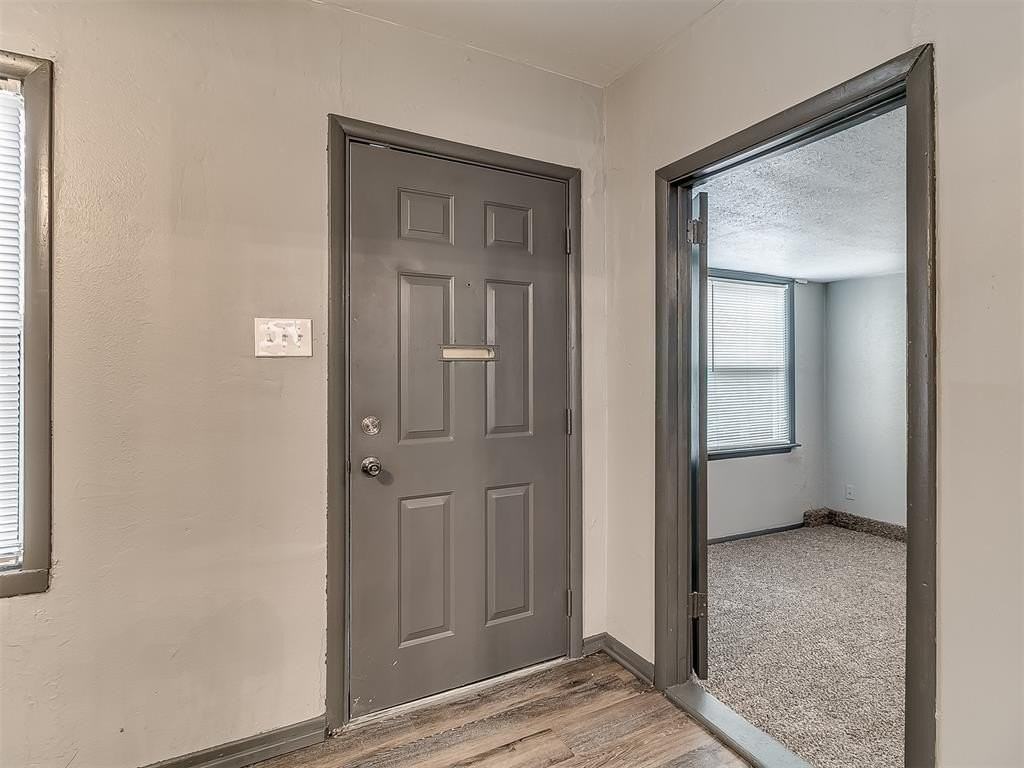 4209 Ne 19th St - Photo 3 of 31