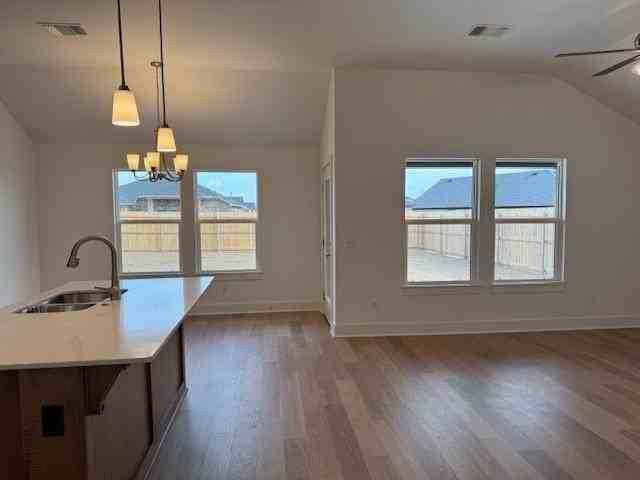 15816 Switchgrass Pl - Photo 4 of 32