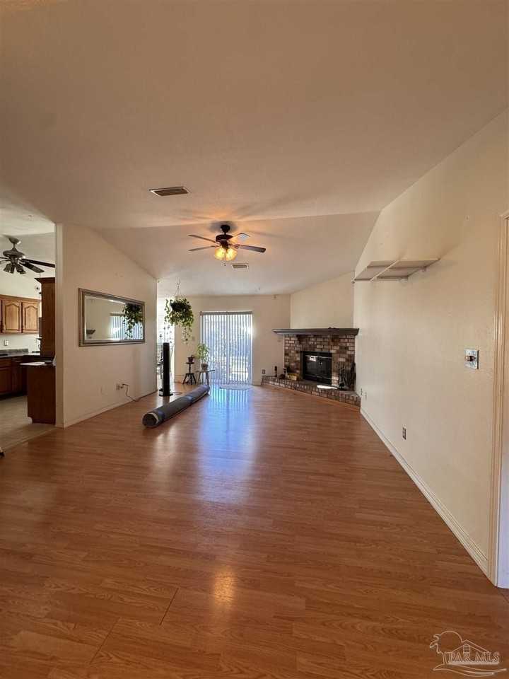 1783 Village Pkwy - Photo 3 of 11