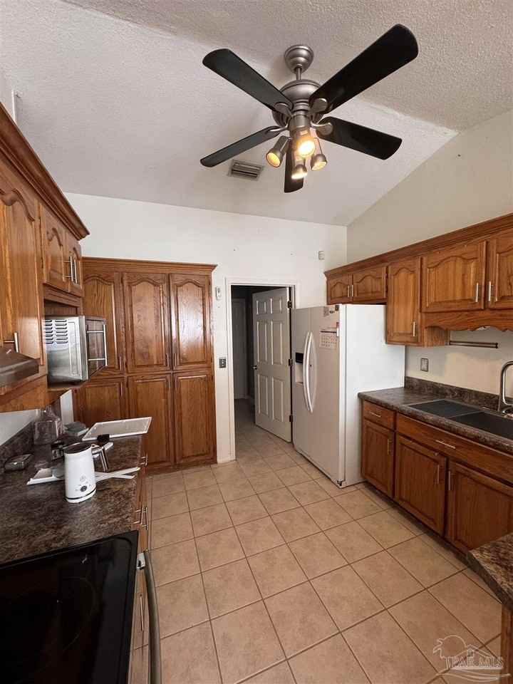 1783 Village Pkwy - Photo 6 of 11