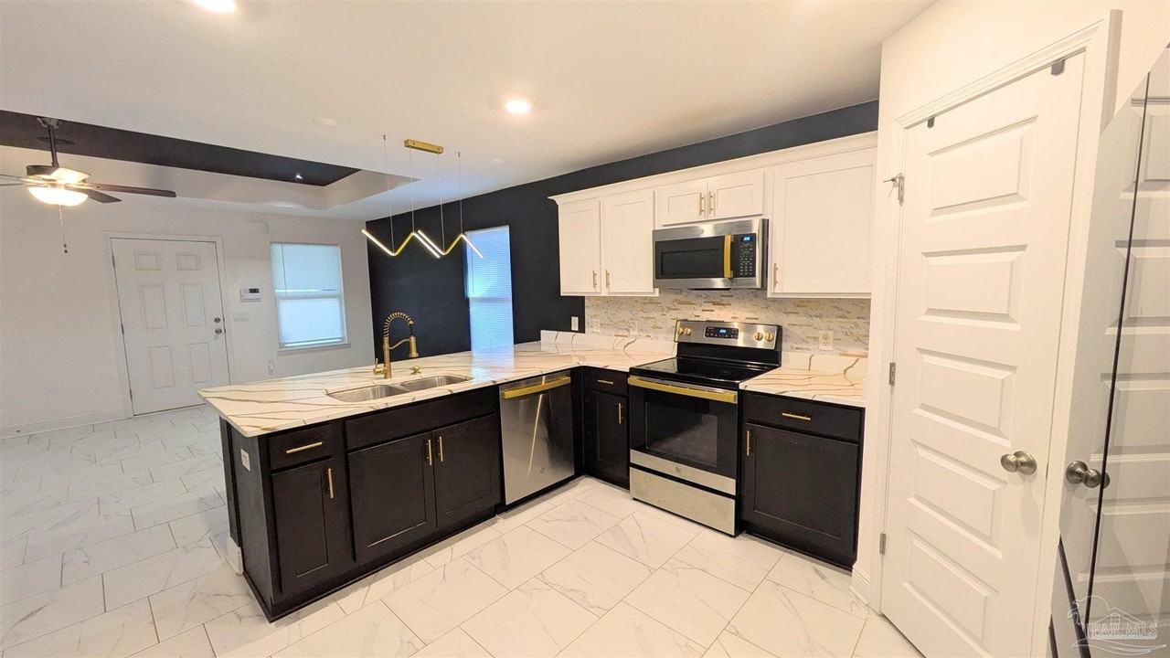 151 Calvert Oaks Dr - Photo 7 of 23